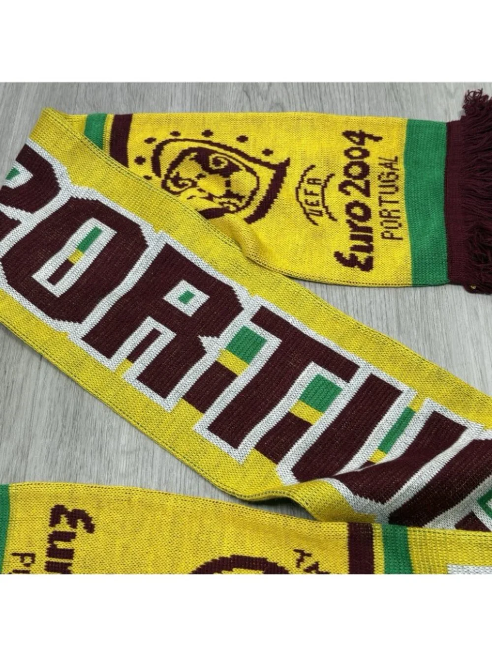 PORTUGAL TEAM UEFA EURO 2004 VINTAGE FOOTBALL SOCCER SCARF YELLOW ADULT